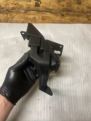 Carenagem direita 15-19 YAMAHA R1 R1S PAINEL MÉDIO 2CR-2843J - Imagem 1 de 4