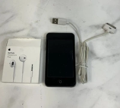 Apple iPod Touch 3-го поколения черный (32GB) A1318 - хороший аккумулятор - Изображение 1 из 4