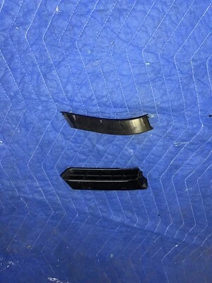 Volkswagen GTI MK6 2011 pilar de ventilación izquierdo y derecho  Foto 1 de 2