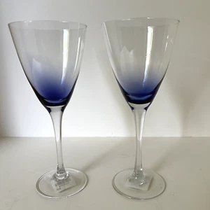 2 Pier 1 Imports Hand Blown Crystal Cobalt Blue Fade to Clear 14oz Wine Glasses - Picture 1 of 6
