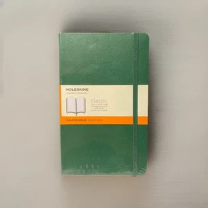 Moleskine Classic Notebook Soft Cover Large (5" x 8.25") Ruled Green 192 Pages - Picture 1 of 8