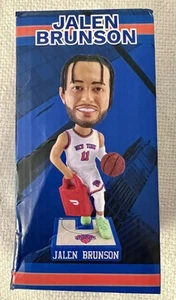 NY KNICKS JALEN BRUNSON BOBBLEHEAD SGA 14/04/2024 MSG NBA BASKET PLAYOFFS - Foto 1 di 10