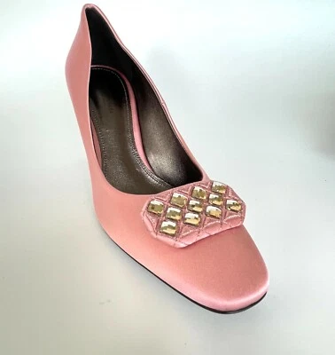 Bottega Veneta 454350 女式缎面细高跟鞋粉红色尺寸 38 或 39 — 第 1/4 张图片