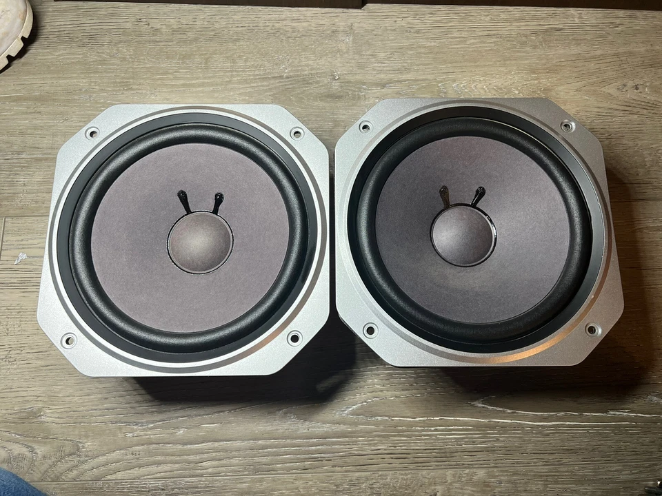 Vintage Pair of Yamaha NS-30T  Yamaha JA2102 Only Speaker - Image 1 of 4