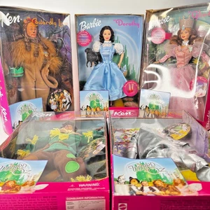 Barbie Ken Collection El Mago de Oz 1999 Dorothy, Glenda, Tin Man, Espantapájaros - Imagen 1 de 12