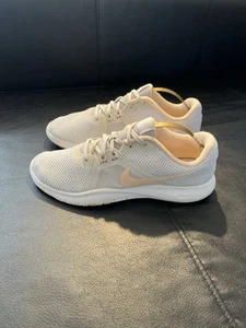Nike Flex TR 8 Damen Sneaker Grau Pink UK 5,5 - Bild 1 von 15