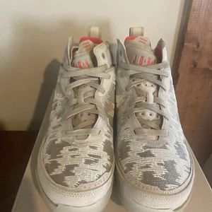 Nike Jordan XXXVII PRM Tan Red  Sz 11 FD6721 200 Basketball Shoes box in picture - Picture 1 of 6