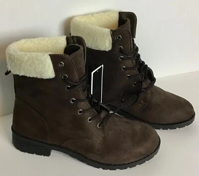 BOTAS CHARLES ALBERT DAMAS MARRÓN TOBILLO GAMUZA PUÑO PIEL SINTÉTICA TALLA 9 MEDIANAS Foto 1 de 4