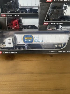 DCP by First Gear 1:64 J.B.Hunt 360box Freightliner Tractor/Trailer. New In Box - Image 1 of 4