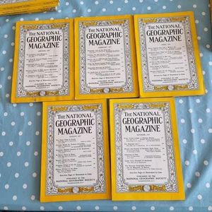 THE NATIONAL GEOGRAPHIC MAGAZINE X 5 1957 / VINTAGE / HISTORIC - Bild 1 von 10