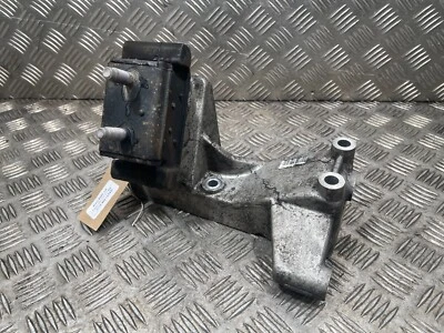 IVECO DAILY MK6 2015-On 3.0 Engine Mount Bracket Left N/S 504054088 GENUINE - Image 1 of 4