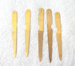 5 Wigder goldfarbene Stahl Nagelfeilen dreifach geschnitten, doppelseitig NEU ALTER LAGERBESTAND - Bild 1 von 2