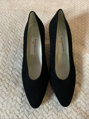 Nuevos zapatos de salón Liz Claiborne de terciopelo negro Foto 1 de 3