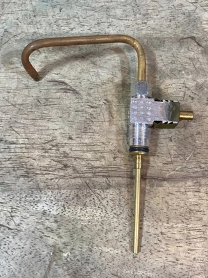 Estufa Coleman Peak 1 550 - Conjunto de conversión de queroseno Foto 1 de 4