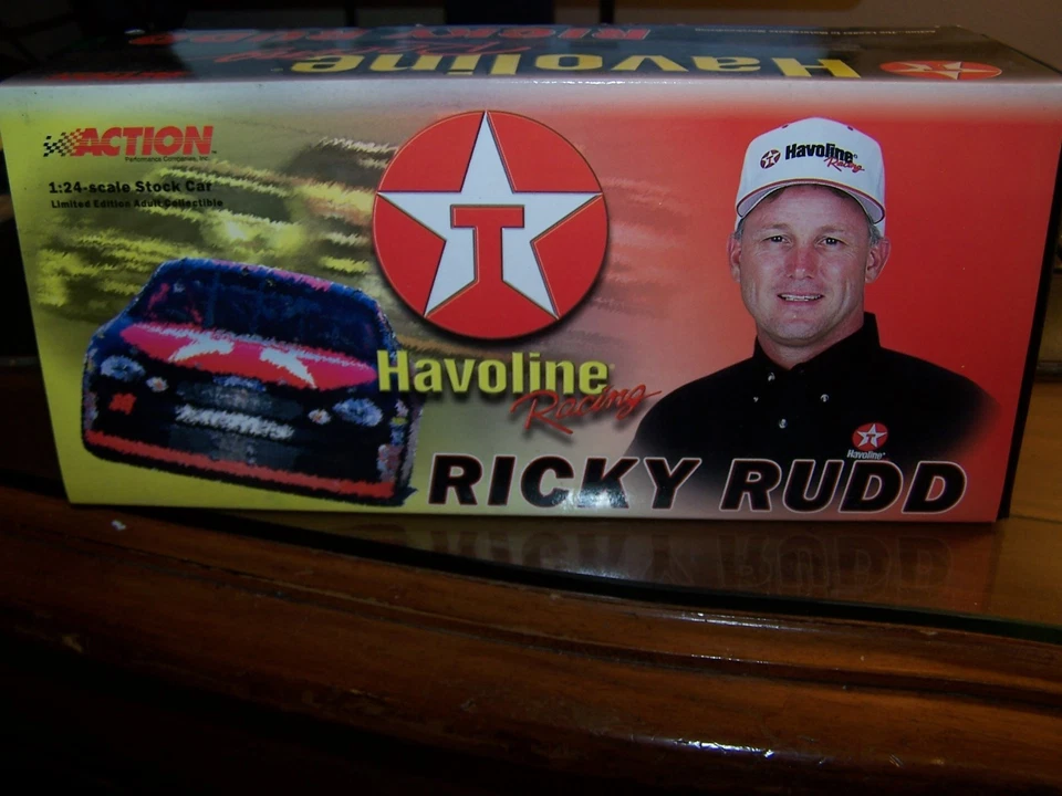 Action 1:24 Ricky Rudd Havoline #28 2000 Taurus Bank # 1 of 2736 NIB - Image 1 of 4