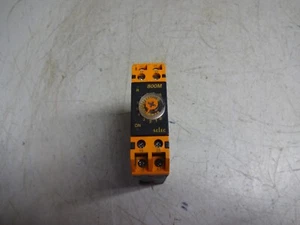 Selec 800-m / 800M (V1.1) 230 VAC Timer Series - Picture 1 of 6