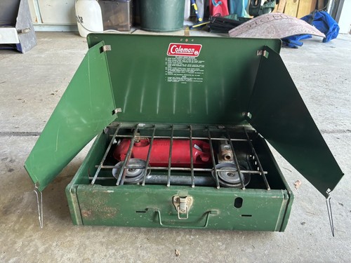 Vintage Coleman 425E Two Burner Camping Stove Outdoors | eBay