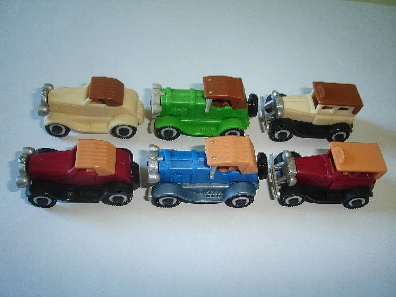 VINTAGE ROLLS ROYCE VARIATIONS MODEL CARS SET 1:87 H0 KINDER SURPRISE MINIATURES - Image 1 of 1