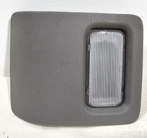 2004 - 2010 TOYOTA SIENNA Rear Left Door Floor Light 62539-AE020 OEM TESTED - Picture 1 of 3