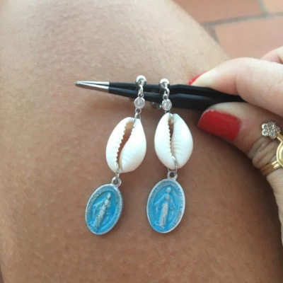 Orecchini Conchiglia Medaglia Sacra Smalto Argento - Immagine 1 di 3