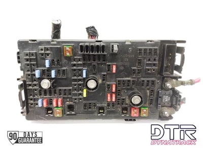 Chevrolet Express Van 1500 2500 3500 2008-2009 Fuse Box 25888289 - Imagem 1 de 4