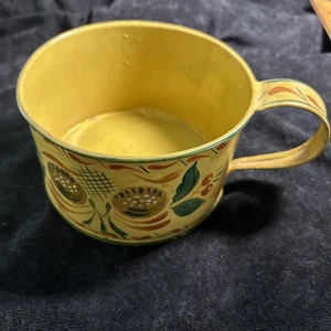 Taza de metal vintage Toleware arte popular pintada a mano - Imagen 1 de 8