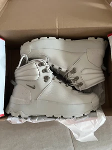 Nike City Classic Boot PRM WP Stiefel gr. 42 Beige - Bild 1 von 3