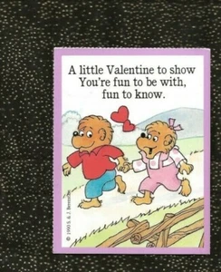 Tarjeta de San Valentín Berenstain Bears 1990 vintage sin usar tomados de la mano DIVERTIDA DE ESTAR - Imagen 1 de 2