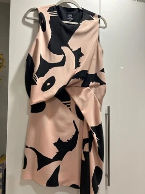 Vestido Alexander McQueen sem mangas midi estampa gráfica assimétrica rosa/preto .S - Imagem 1 de 4