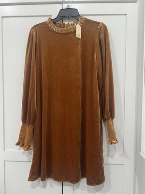 Jodifl - 天鹅绒连衣裙中号全新带标签......适合秋季! — 第 1/4 张图片