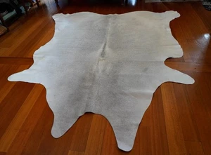 Big & Beautiful In Soft Light Grey Tones - A Premium Cowhide Rug - Picture 1 of 10