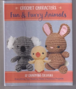 CROCHET CHARACTERS FUN & FURRY ANIMALS: By Kristen Rask (2017 Boxed kit){C4} - Imagen 1 de 5