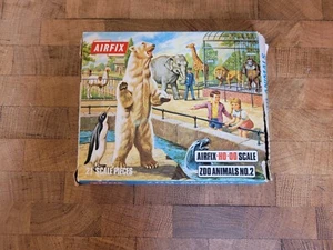 Airfix Zoo Animals No. 2 - Boxed - COMPLETE, All 21 Pieces - HO Scale - Plastic - Picture 1 of 7