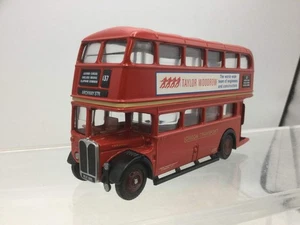 EFE 10110DL OO/1:76 Gauge AEC RT Bus London Transport - Picture 1 of 3