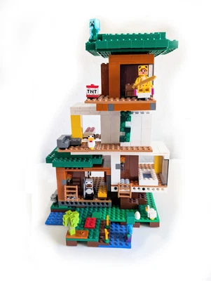 LEGO Minecraft The Modern Treehouse Set 21174 | 100% Complete | No Box or Manual - Image 1 of 3
