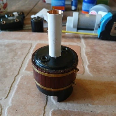 LIVE STEAM BOILER VERTICAL WOOD CLAD BRASS BANDED 1/4 x 40 tpi INLET / OUTLET - Image 1 of 4