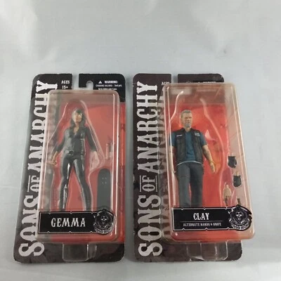  Figuras de acción Sons of Anarchy Gemma & Clay Mezco (MiP) Foto 1 de 4