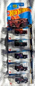 Hot Wheels 2021 DC Comics (BATMAN CLASSIC TV SERIES BATMOBILE) 5 CAR COMBO - Picture 1 of 7