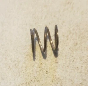 OBSOLETE Genuine NOS Remington Chainsaw STARTER BRAKE SPRING 66796 OEM Vintage - Picture 1 of 3