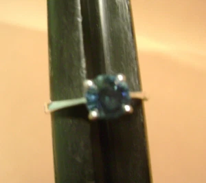 NIB- DAINTY STERLING SILVER .925 BLUE SAPPHIRE SOLITAIRE SIZE 7 RING! - Picture 1 of 7