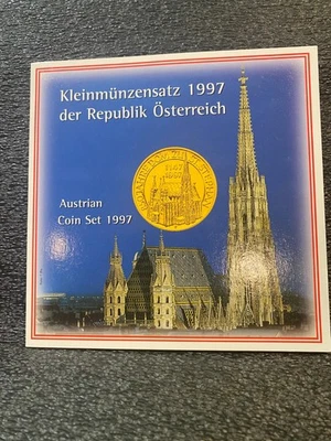 Austria 1997 Coin Set, pre Euro issue with illustrationsand two add.50 Shillings - Image 1 of 4