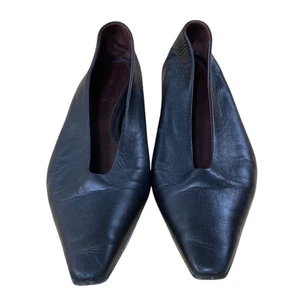 BOTTEGA VENETA Flat Shoes Women's Size 39.5 Black Leather - Picture 1 of 7
