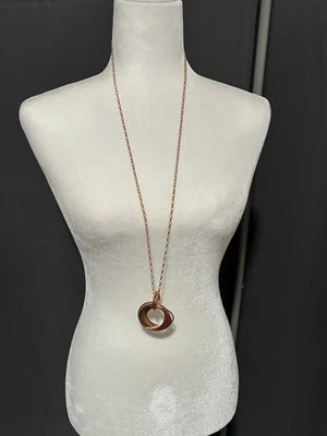 Corrente de bronze com pingente  - Imagem 1 de 4