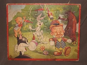 VINTAGE BUGS BUNNY, ELMER FUDD, PORKY PIG, SYLVESTER INLAID TRAY FRAME PUZZLE - Picture 1 of 5