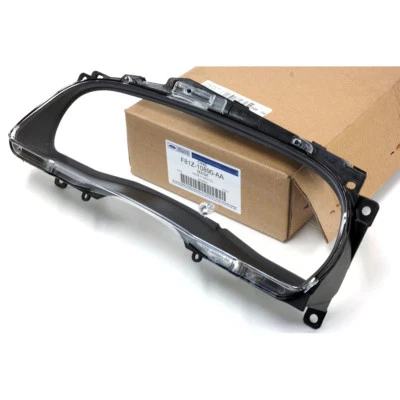 OEM NEW Instrument Cluster Gauge Bezel w/ Clear Cover Super Duty F81Z10890AA - Image 1 of 4