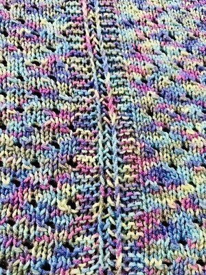 "Manta bebé vintage tejida a mano ganchillo multicolor neutra 46""x54""" Foto 1 de 4