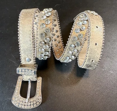 Cinto de strass estilo ocidental, couro sintético champanhe. Med feminino - Imagem 1 de 2