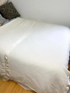 JCP Home JC Penneys Cream Acrylic Blanket Satin Trim Vintage Queen Size - Picture 1 of 7
