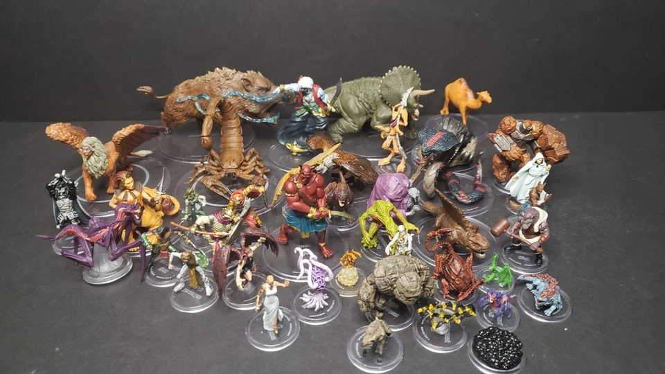 Sand & Stone - Singles - Icons of the Realms - Wizkids - image 1 of 1