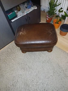 Puff Lederhocker mit Massivholzfüßen Echtleder Hocker aufklappbar Glanz Leder - Bild 1 von 2